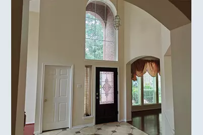 15319 Truslow Point Lane, Sugar Land, TX 77478 - Photo 9