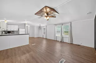 8440 Caroline Dr, Fairchilds, TX 77469 - Photo 9