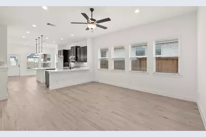 664 Crested Duck Court, Willis, TX 77318 - Photo 5