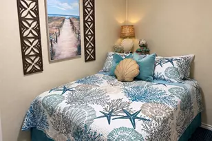 6102 Seawall Blvd, Galveston, TX 77551 - Photo 9