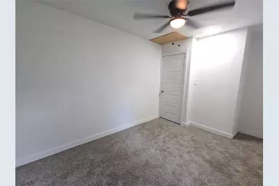 9010 Linda Vista Road #C, Houston, TX 77078 - Photo 5