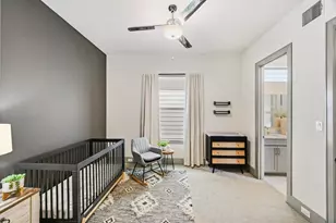 523 W 25th St, Houston, TX 77008 - Photo 17