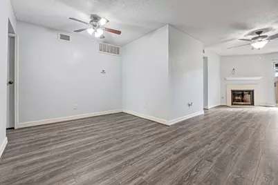 2120 El Paseo Street #2705, Houston, TX 77054 - Photo 27