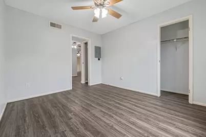 2120 El Paseo Street #2705, Houston, TX 77054 - Photo 21
