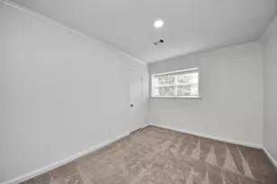 9606 Rockhurst Dr, Houston, TX 77080 - Photo 19