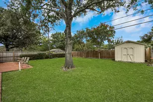 9606 Rockhurst Dr, Houston, TX 77080 - Photo 29