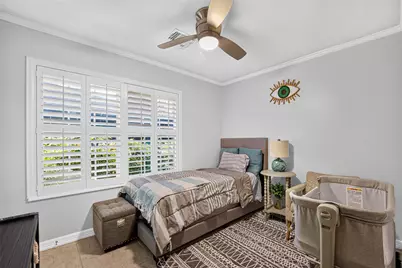 9006 Silver Spring Lane, Houston, TX 77025 - Photo 33