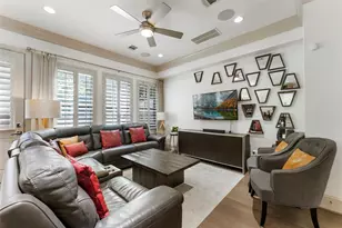 8303 Ginger Oak St, Houston, TX 77055 - Photo 9