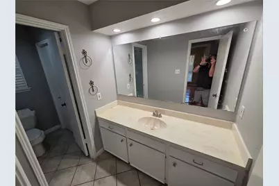 305 W Castle Harbour Drive, Friendswood, TX 77546 - Photo 13