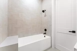 203 E 24th St, Houston, TX 77008 - Photo 37