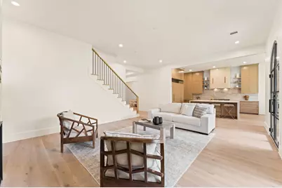 203 E 24th Street, Houston, TX 77008 - Photo 7