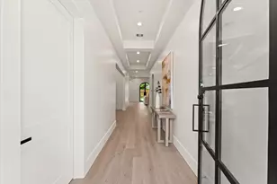 203 E 24th St, Houston, TX 77008 - Photo 5