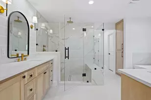 10422 Timberoak Dr, Houston, TX 77043 - Photo 29