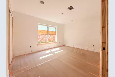 10422 Timberoak Drive, Houston, TX 77043 - Photo 35