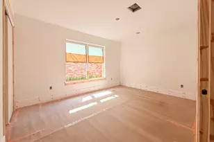 10422 Timberoak Dr, Houston, TX 77043 - Photo 35