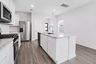8131 Arrowroot Ln, Magnolia, TX 77354 - Photo 9