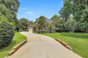 2708 Magenta Meadow, Conroe, TX 77304 - Photo 3