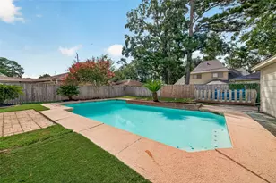 5727 Green Springs Dr, Houston, TX 77066 - Photo 1