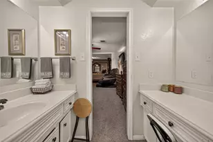 5727 Green Springs Dr, Houston, TX 77066 - Photo 11