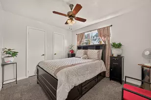 5727 Green Springs Dr, Houston, TX 77066 - Photo 13