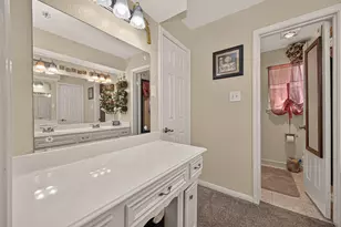 5727 Green Springs Dr, Houston, TX 77066 - Photo 17