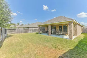 18906 Sorrento Pt Dr, New Caney, TX 77357 - Photo 31