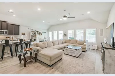 18906 Sorrento Point Drive, New Caney, TX 77357 - Photo 17