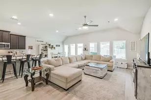 18906 Sorrento Pt Dr, New Caney, TX 77357 - Photo 17