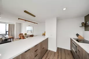 1300 Lamar St, Houston, TX 77010 - Photo 17