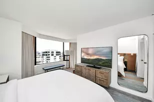 1300 Lamar St, Houston, TX 77010 - Photo 23