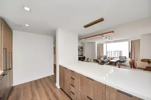 1300 Lamar St, Houston, TX 77010 - Photo 15