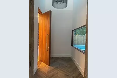 8606 Westview Drive, Houston, TX 77055 - Photo 3