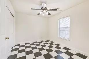 7 Heron Hollow Ct, The Woodlands, TX 77382 - Photo 23