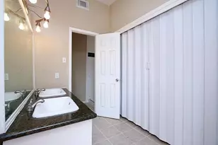 7827 Whispering Wood Ln, Houston, TX 77086 - Photo 7