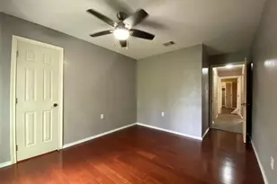 2414 Loch Lomond St, Highlands, TX 77562 - Photo 35
