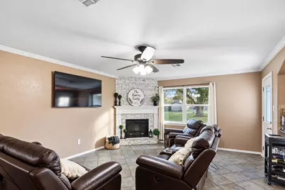 2414 Loch Lomond Street, Highlands, TX 77562 - Photo 19