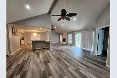 12239 Kleinmeadow Drive, Houston, TX 77066 - Photo 7