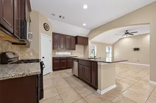 13022 Clover Creek Point Ln, Humble, TX 77346 - Photo 9