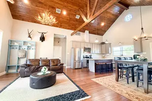 214 Hunters Hill Rd, Oakhurst, TX 77359 - Photo 7