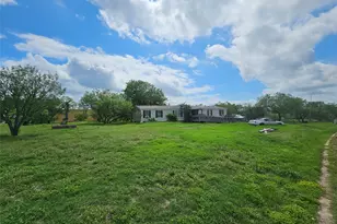 16 Still Meadow Cove, Dale, TX 78616 - Photo 7