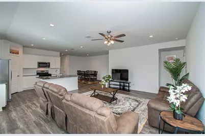 8611 Shumard Oak Drive, Rosharon, TX 77583 - Photo 11