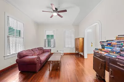 1312 Avenue L, Galveston, TX 77550 - Photo 5
