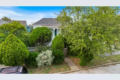 1312 Avenue L, Galveston, TX 77550 - Photo 27