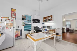 1312 Avenue L, Galveston, TX 77550 - Photo 9