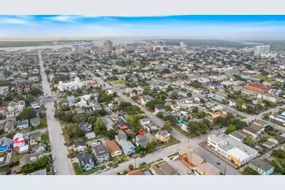 1312 Avenue L, Galveston, TX 77550 - Photo 45