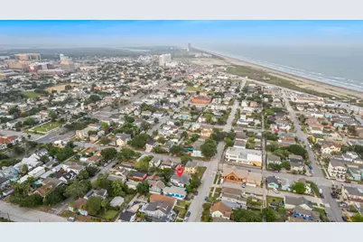 1312 Avenue L, Galveston, TX 77550 - Photo 39