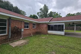 424 Co Rd 140, Liberty, TX 77575 - Photo 9