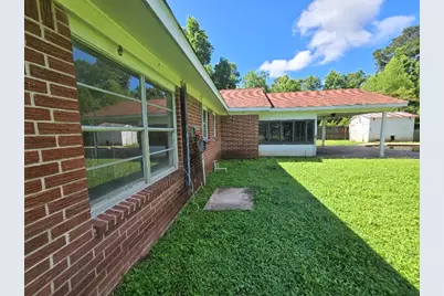424 County Road 140, Liberty, TX 77575 - Photo 11