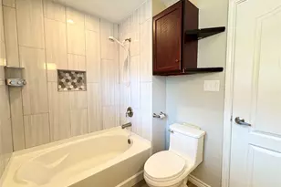 1702 Baylor Ave, Bay City, TX 77414 - Photo 13