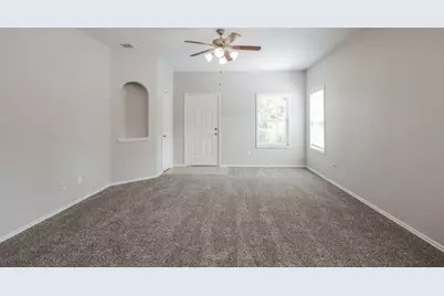 511 Topsail Way, Crosby, TX 77532 - Photo 3